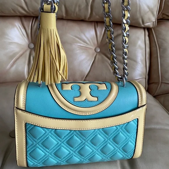 Tory Burch Fleming Quilted Patent Leather Convertible Shoulder Bag - Picture 3 of 15